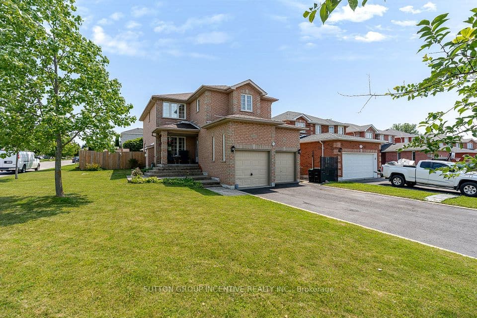 17 Shaina Court, Barrie, ON L4N 9S6 – photo 2