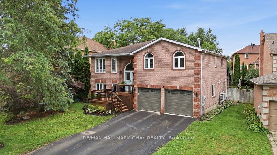 31 Falling Brook Drive, Barrie, ON L4N 7E9 – main photo
