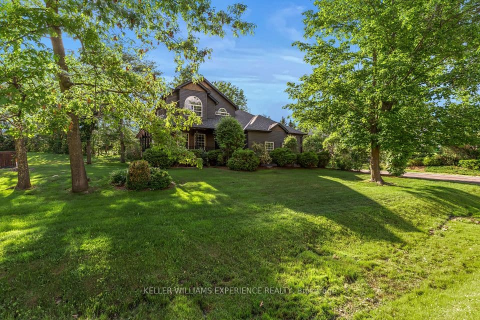 4254 Forest Wood Drive, Severn, ON L3V 6H3 – photo 2