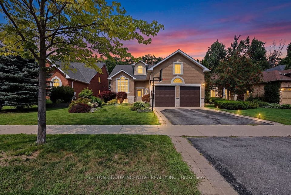 102 CUMMING Drive, Barrie, ON L4N 0C7 – main photo