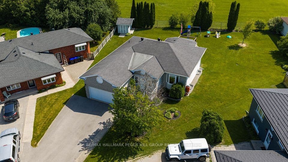 5 Allan Court, Springwater, ON L0L 1P0 – photo 2