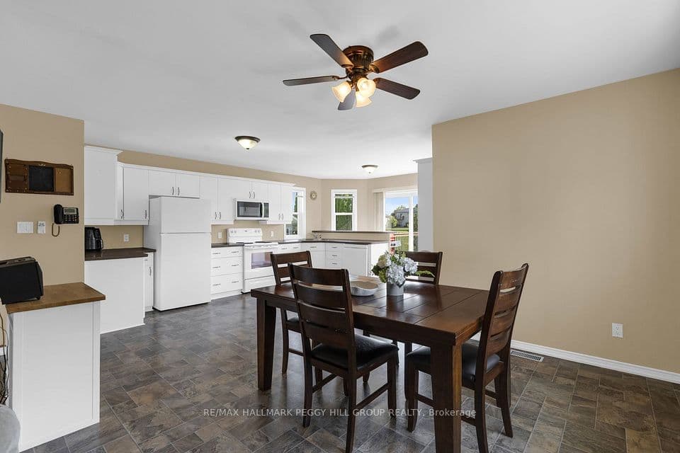 5 Allan Court, Springwater, ON L0L 1P0 – photo 3