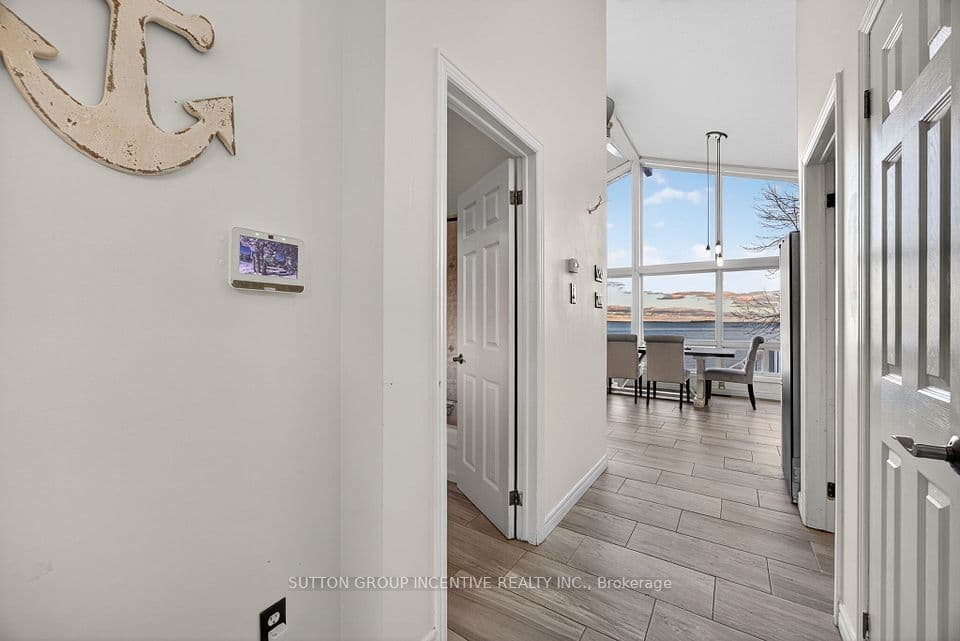 211 Moon Point Drive, Oro-Medonte, ON L3V 6H1 – photo 3