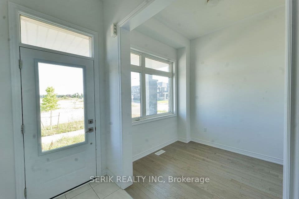 163 Fenchurch Manor, Barrie, ON L9J 0W9 – photo 3