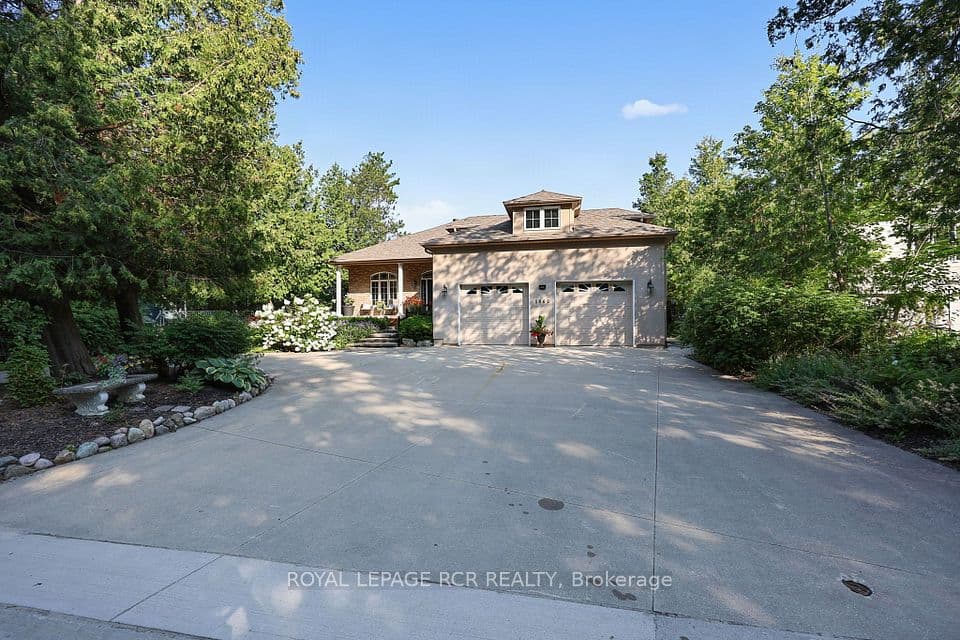 1068 Shore Lane, Wasaga Beach, ON L9Z 2A1 – photo 3