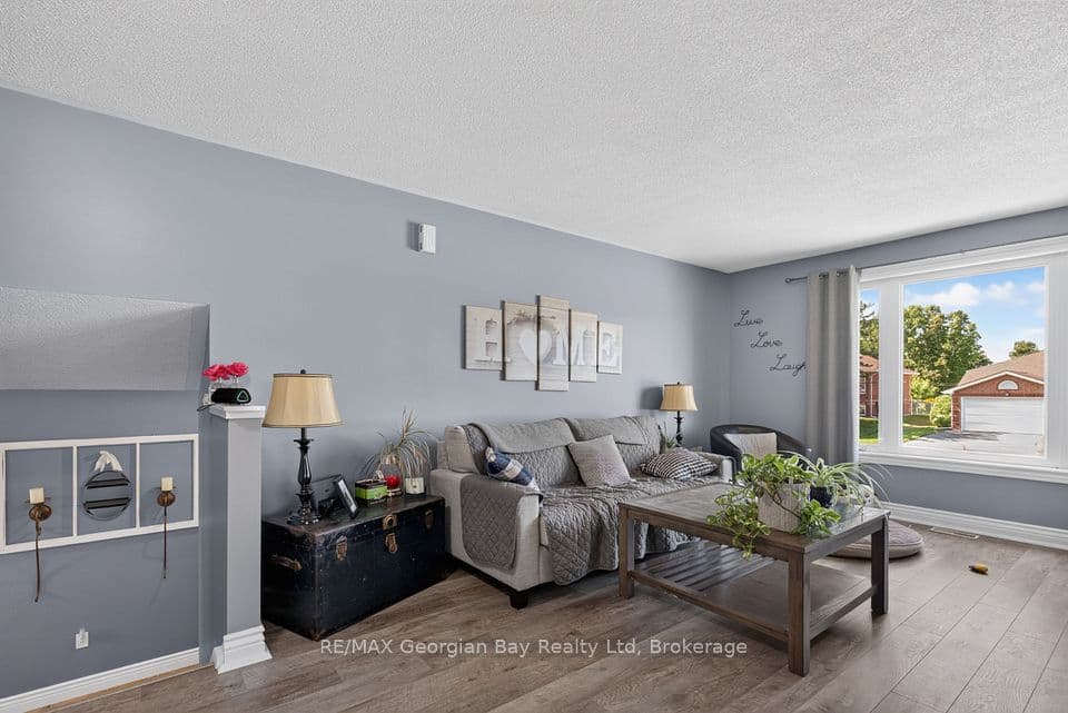 3 Copeland Street, Penetanguishene, ON L9M 1K3 – photo 3