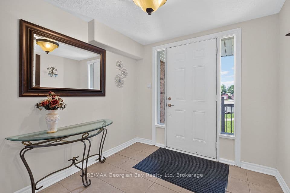 423 Irwin Street, Midland, ON L4R 2V6 – photo 3