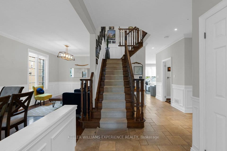 53 Sovereign's Gate, Barrie, ON L4N 0Y9 – photo 2
