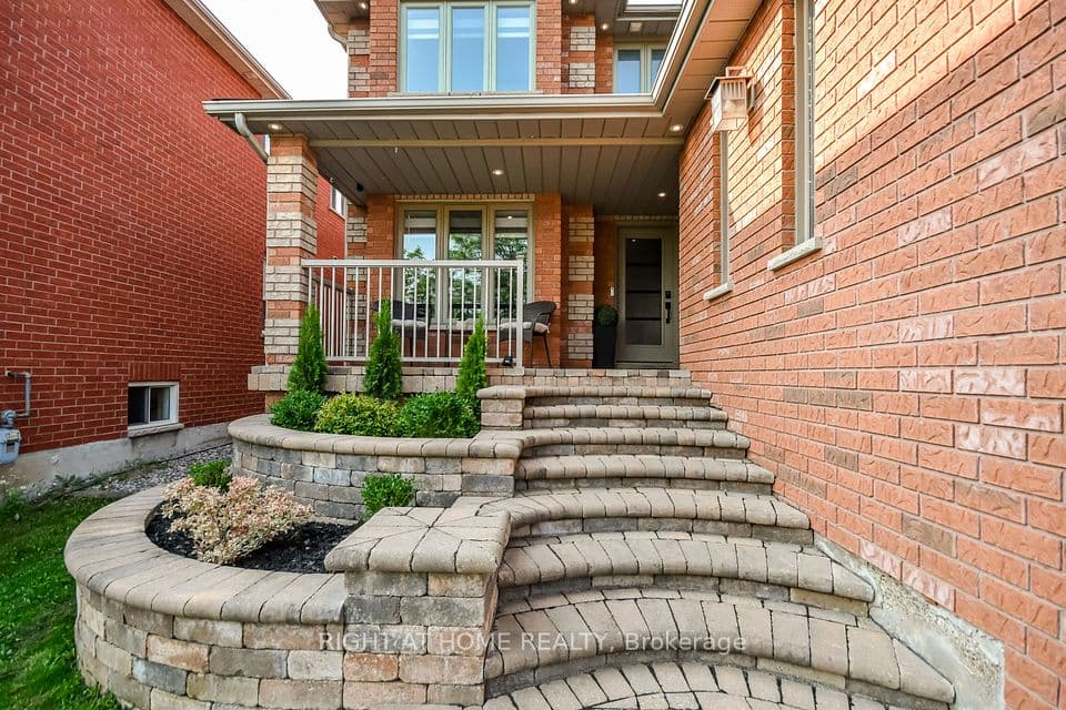 112 Birchwood Drive, Barrie, ON L4M 6X4 – photo 2