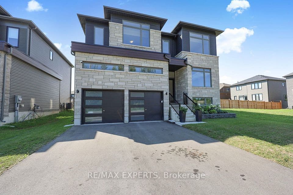 222 Mapleside Drive, Wasaga Beach, ON L9Z 0L4 – photo 2
