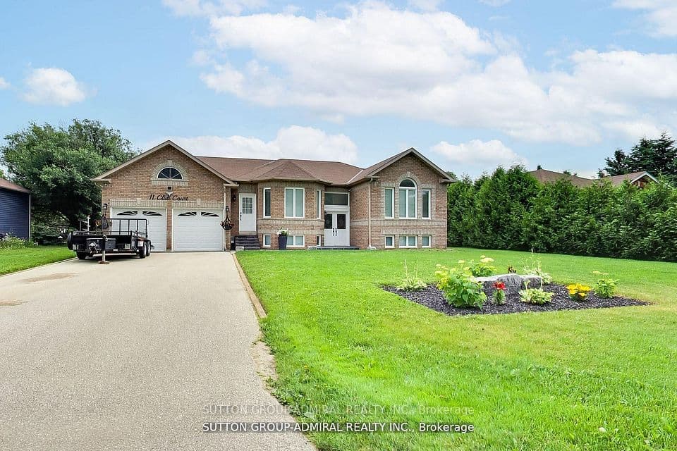 11 Club Court, Wasaga Beach, ON L9Z 1J8 – main photo