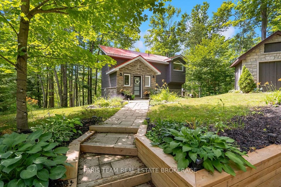 49 Huronwoods Drive, Oro-Medonte, ON L0K 1E0 – photo 3