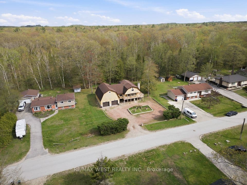 61 Antigua Drive, Wasaga Beach, ON L9Z 2S3 – main photo