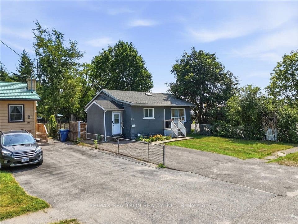 25 Simcoe Street, Orillia, ON L3W 1G5 – main photo