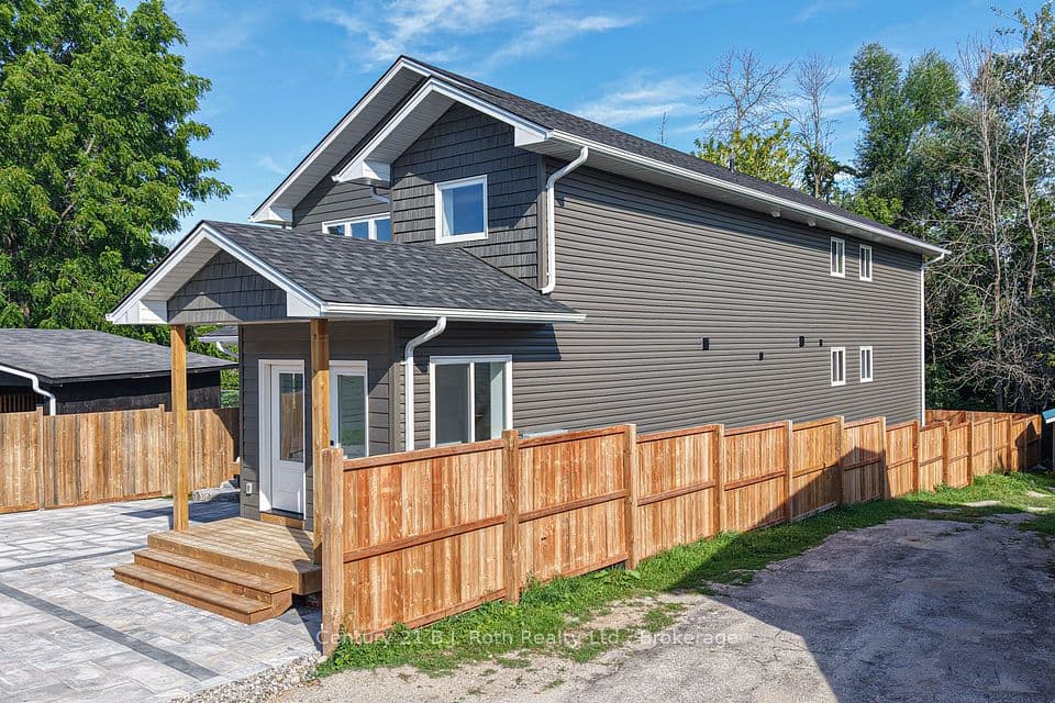 165 Barrie Road, Orillia, ON L3V 2P6 – photo 2