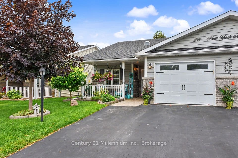 28 New York Avenue, Wasaga Beach, ON L9Z 3A8 – photo 3