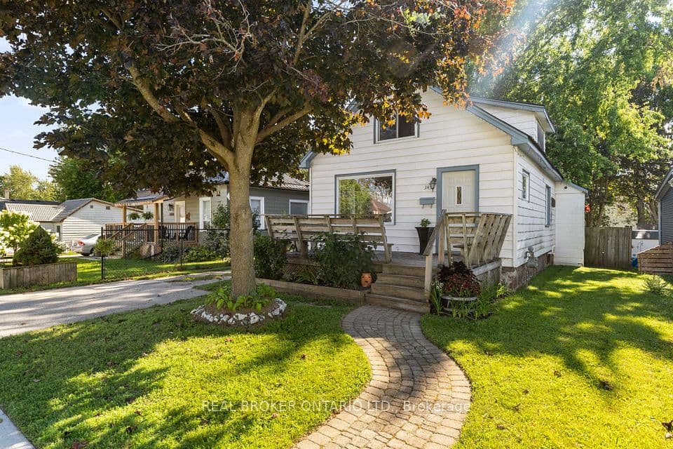 345 East Street, Orillia, ON L3V 4C4 – main photo