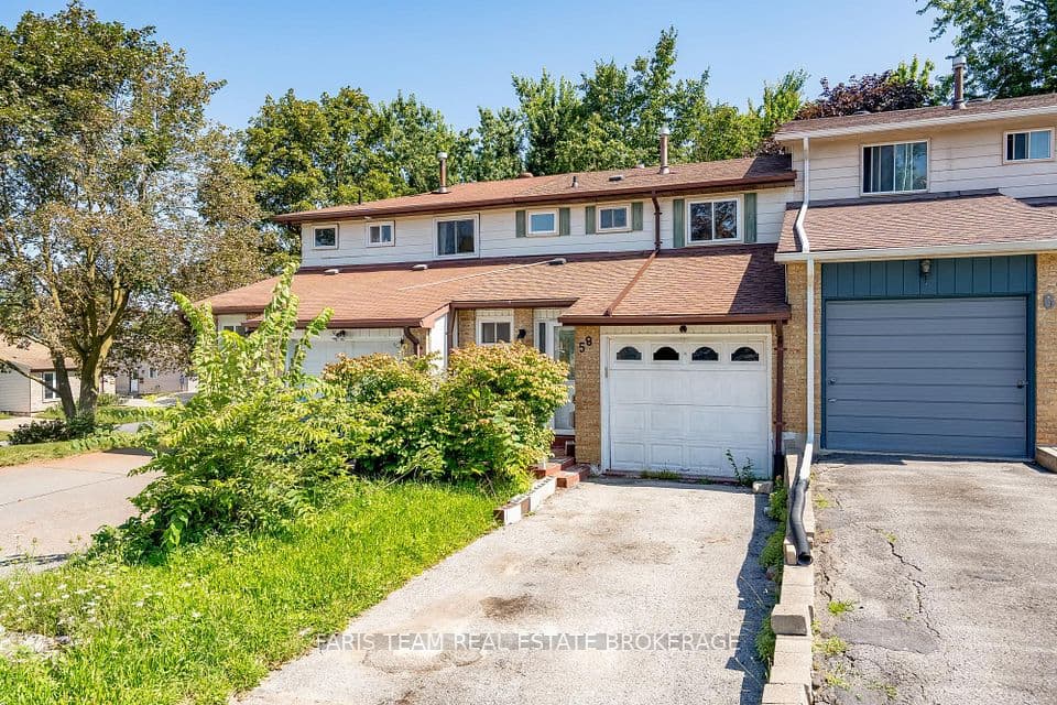 58 Chaucer Crescent, Barrie, ON L4N 4T7 – photo 3