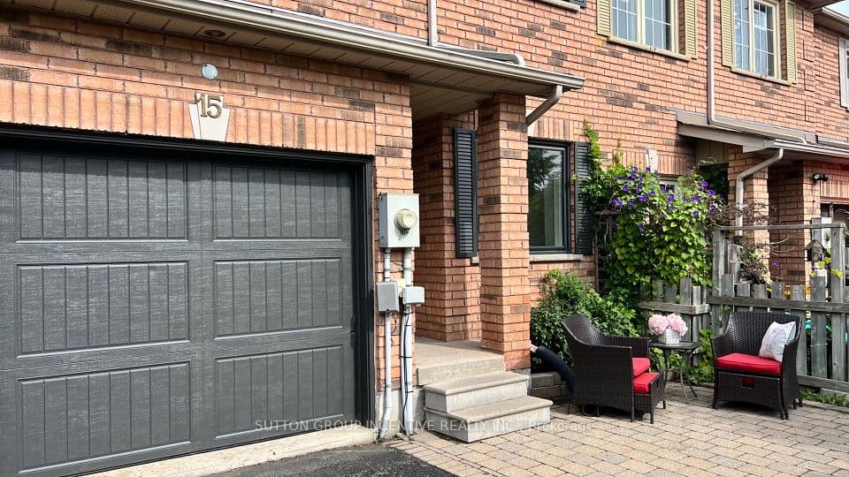 15 Bruce Crescent, Barrie, ON L4N 8T8 – photo 3