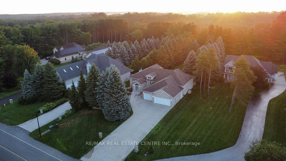 1603 WEDGEWOOD Drive, Wasaga Beach, ON L9Z 1R8 – photo 2
