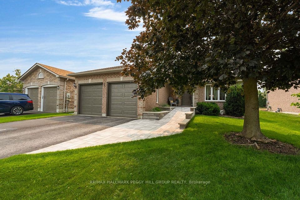 43 Nicklaus Drive, Barrie, ON L4M 6W5 – main photo