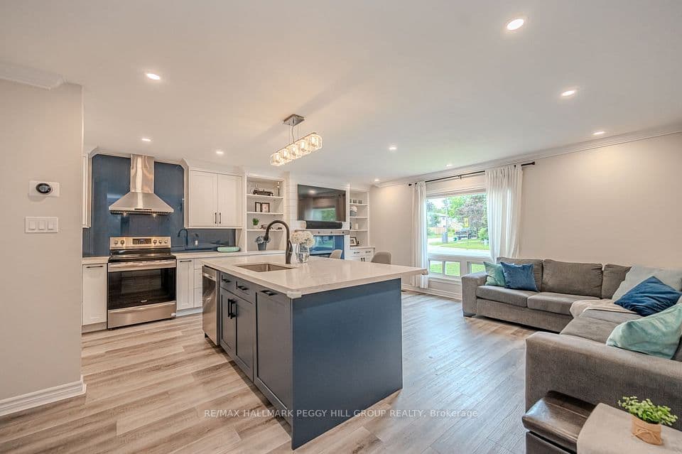 29 Shelley Lane, Barrie, ON L4N 4W4 – main photo
