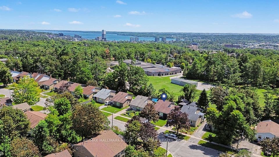 29 Shelley Lane, Barrie, ON L4N 4W4 – photo 3