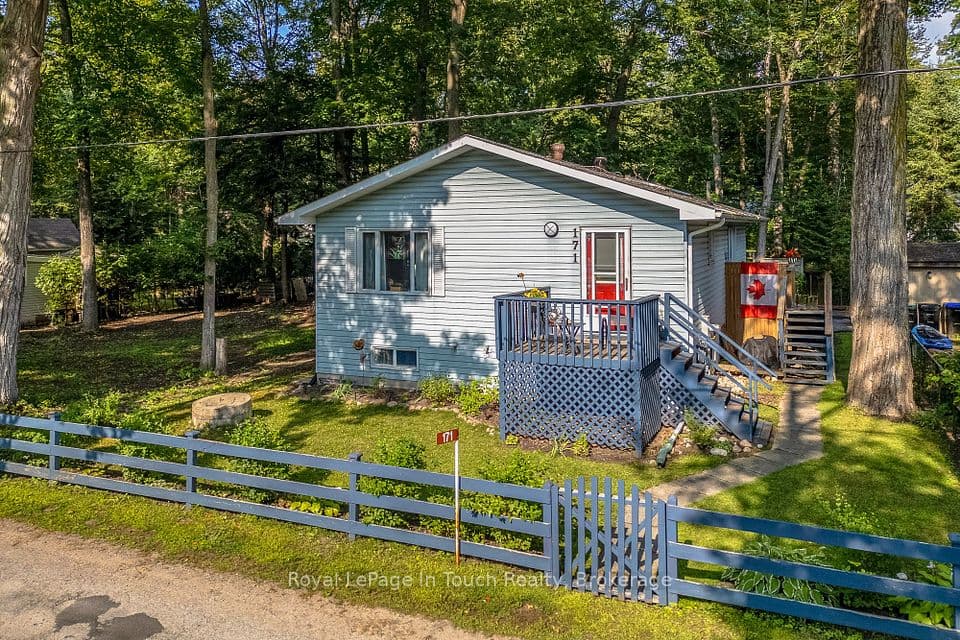 171 Oliver Drive, Tiny, ON L0L 2J0 – main photo