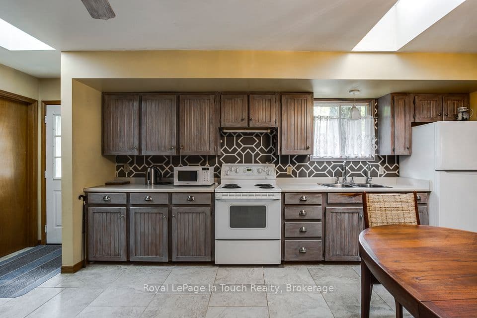 171 Oliver Drive, Tiny, ON L0L 2J0 – photo 3