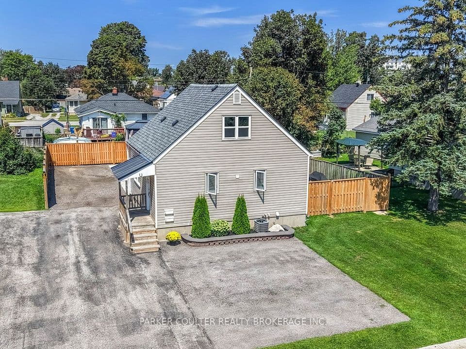 315 Oxford Street, Orillia, ON L3V 1H8 – main photo