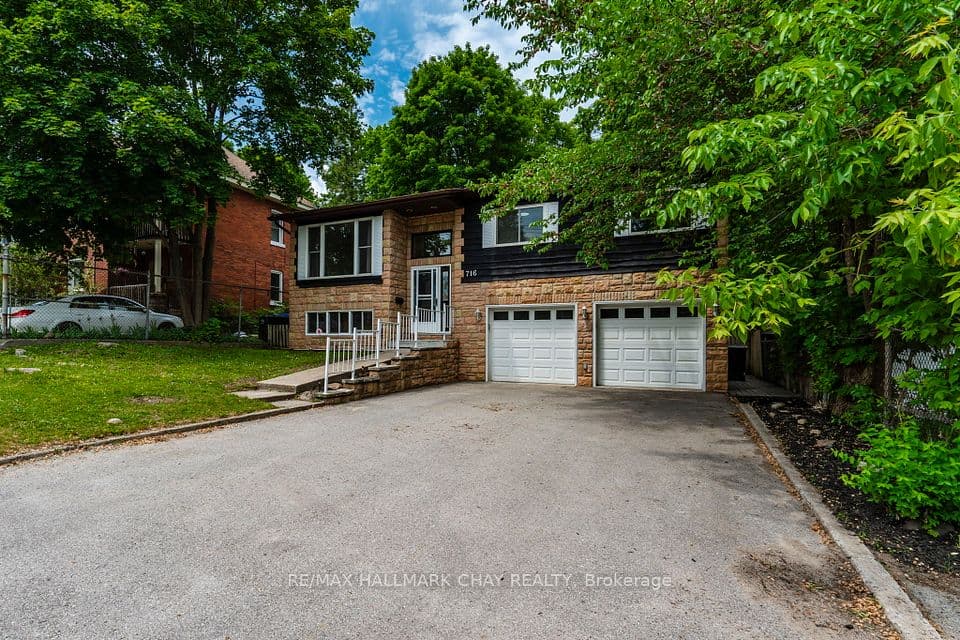 716 Dominion Avenue, Midland, ON L4R 1S6 – main photo