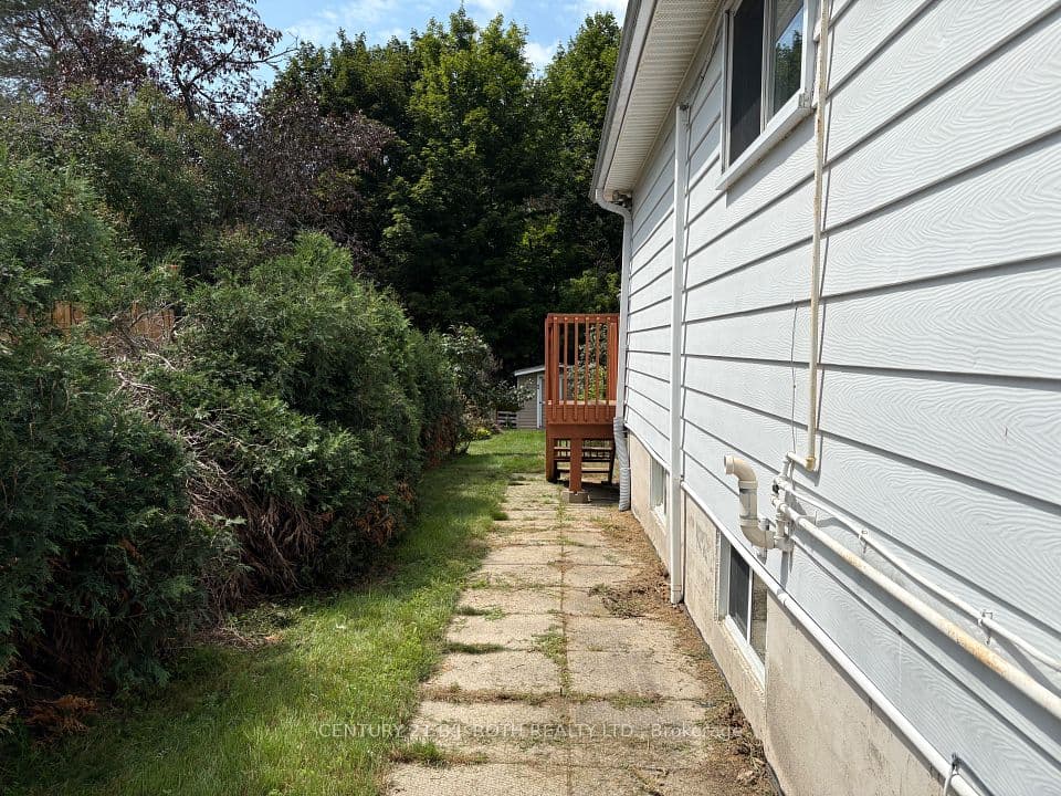 33 Beaumaur Drive, Penetanguishene, ON L9M 1V7 – photo 3