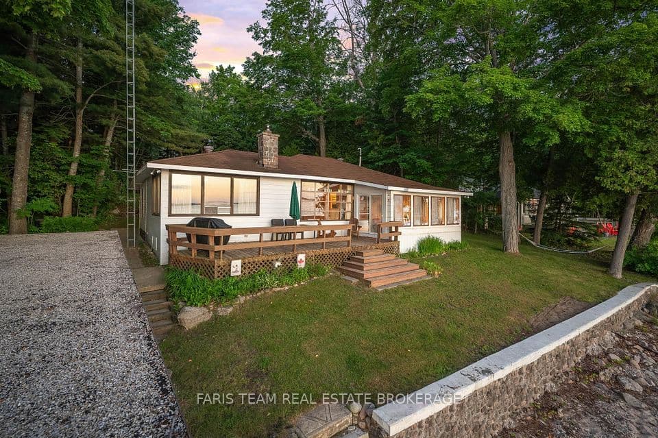 1697 Champlain Road, Tiny, ON L9M 0E3 – photo 2