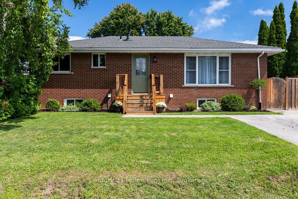 553 Spruce Street, Collingwood, ON L9Y 3H9 – main photo