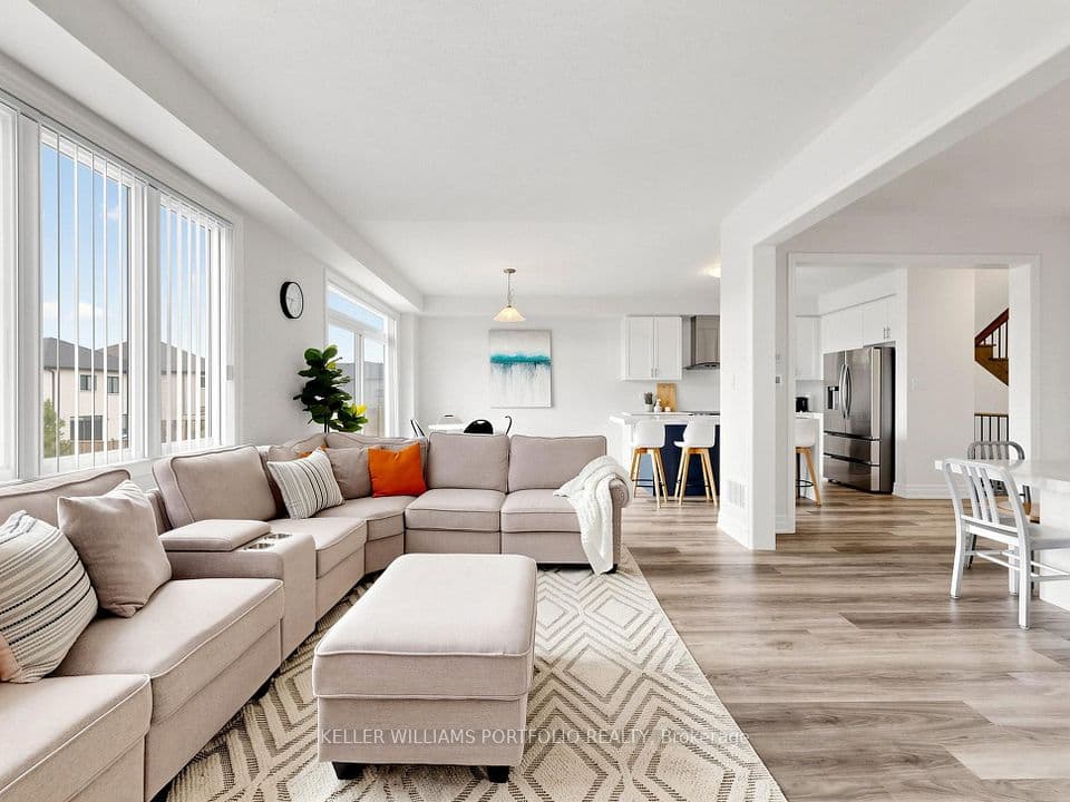 23 Rosanne Circle, Wasaga Beach, ON L9Z 0N4 – photo 3