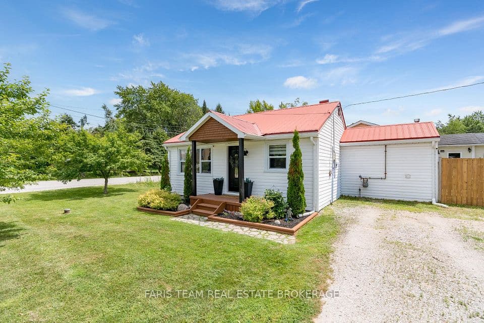 2721 Cumberland Road, Severn, ON L3V 6H3 – main photo