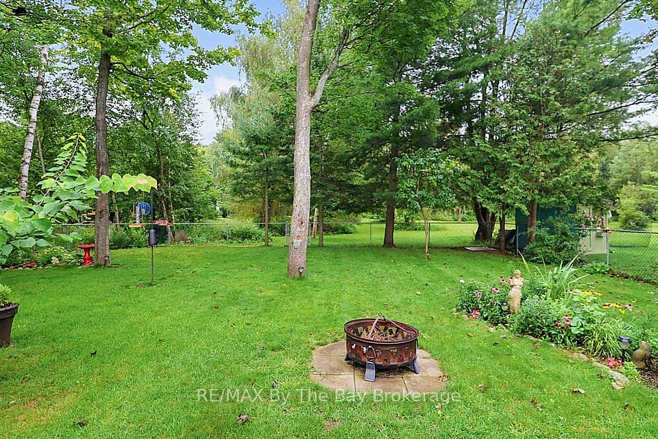 49 Royal Beech Drive, Wasaga Beach, ON L9Z 1H3 – photo 3