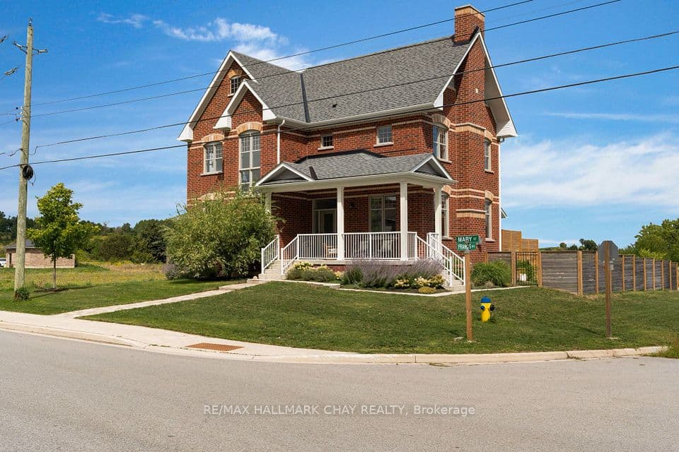 46 Francis Street E, Clearview, ON L0M 1G0 – main photo