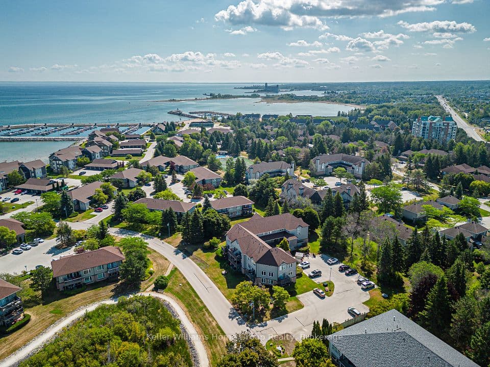 711 Johnston Park Avenue, Collingwood, ON L9Y 5C7 – main photo