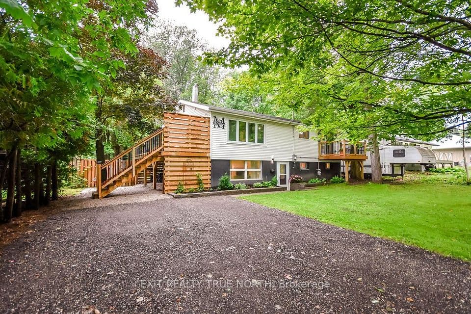 27 Nida Drive, Tiny, ON L9M 0B3 – main photo