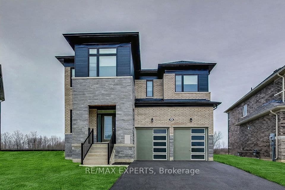 62 Season Crescent, Wasaga Beach, ON L9Z 0M5 – main photo