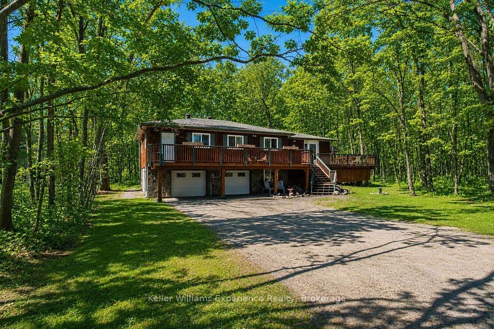 194 Sawlog Point Road, Tiny, ON L9M 0B1 – main photo