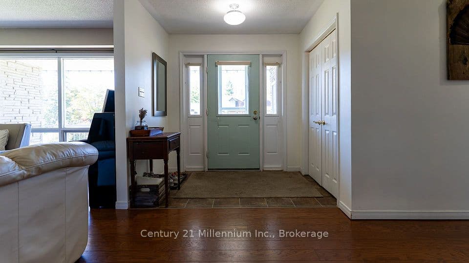 5 Mckean Boulevard, Clearview, ON L0M 1P0 – photo 2