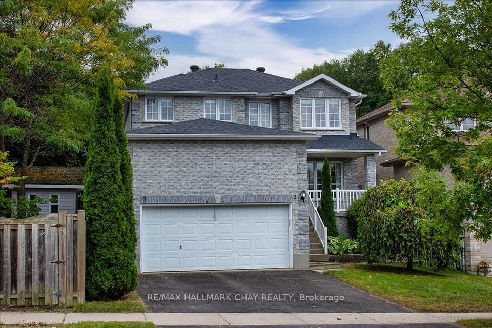 3 Bell Street, Barrie, ON L4N 0J2 – main photo