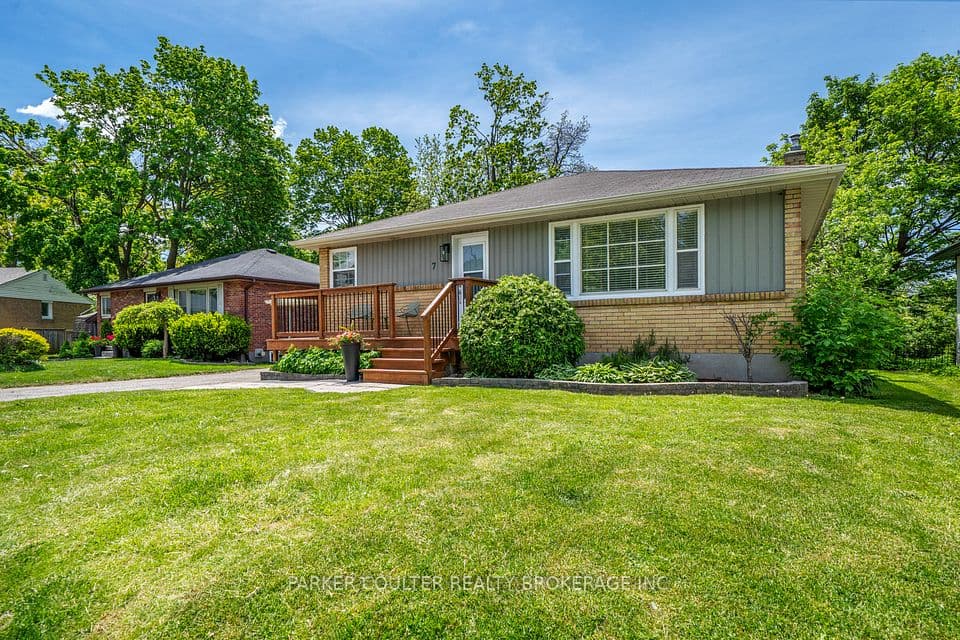 7 Oakley Park Square, Barrie, ON L4M 2J9 – photo 2