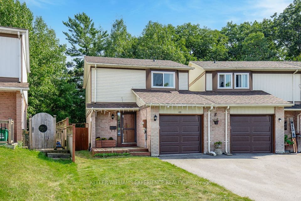 49 Burns Circle, Barrie, ON L4N 5J8 – main photo