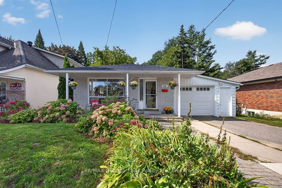 338 Seventh Street, Midland, ON L4R 3Z9 – main photo