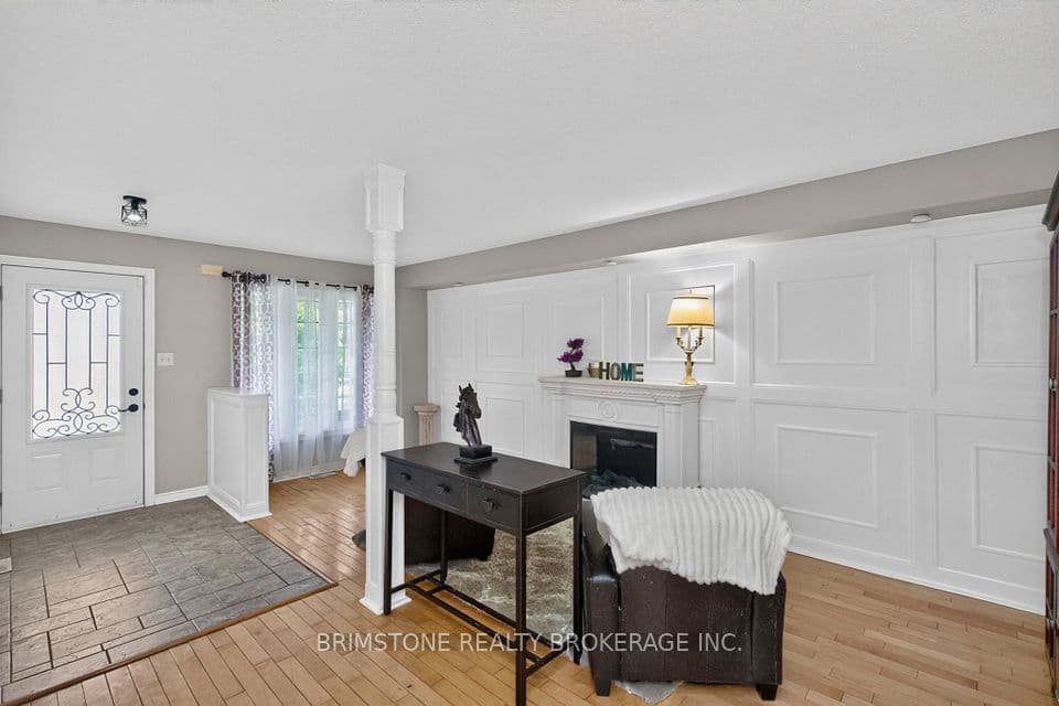24 Stoneybrook Crescent, Barrie, ON L4N 0A6 – photo 3