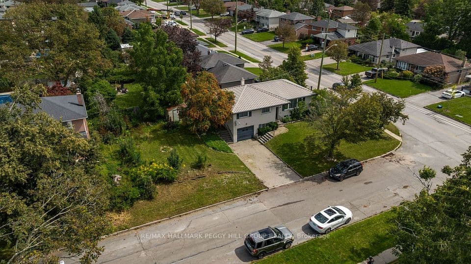 3 Blue Mound Drive, Barrie, ON L4M 4B1 – photo 2