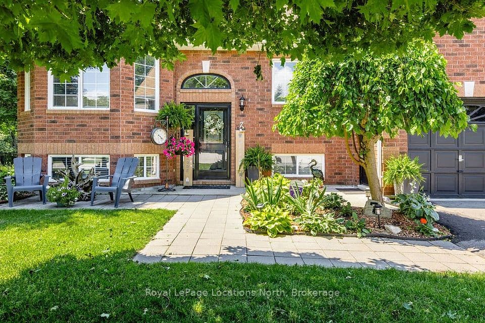 7 Coles Court, Wasaga Beach, ON L9Z 1H5 – photo 3